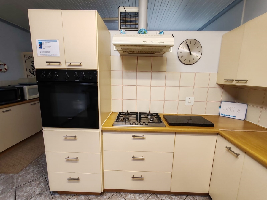 3 Bedroom Property for Sale in De Kelders Western Cape